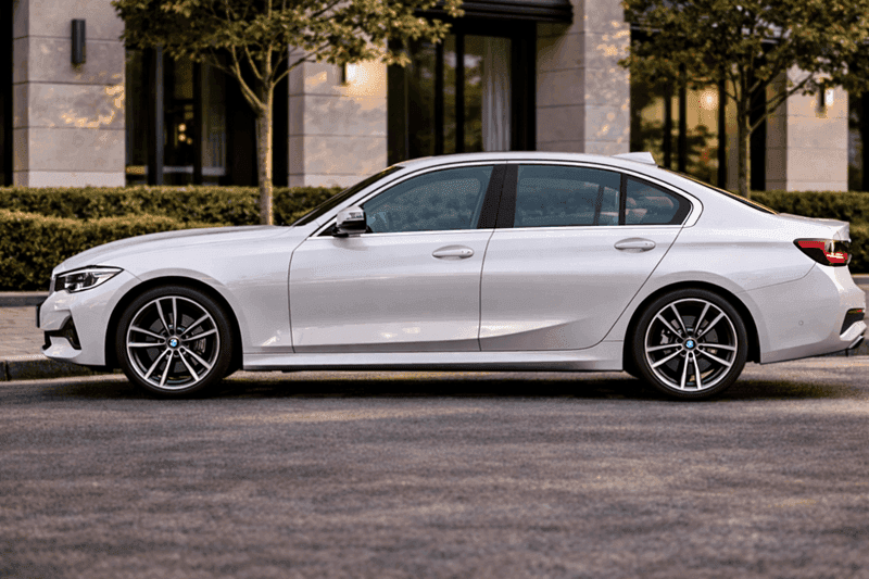 BMW 320i White